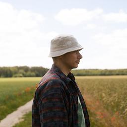 Kapelusz BUCKET HAT